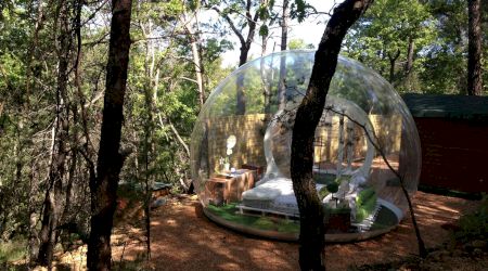 Hotelul Attrap’Rêves: Dormiți într-o bulă sub cerul înstelat