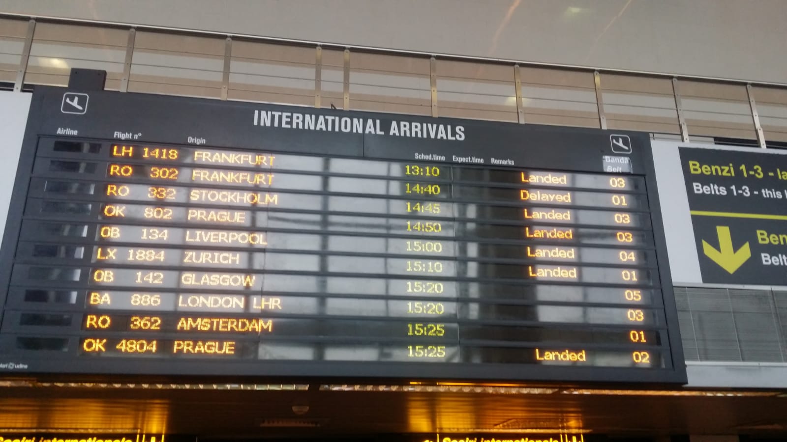 12 curse au fost ANULATE din cauza vremii nefavorabile pe Aeroportul Otopeni. Zeci de zboruri întârziate - AIR24