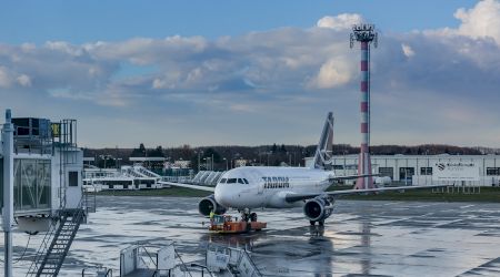 Tarom lansează serviciul de autofacturare online pentru clienți – Emitere factură TAROM