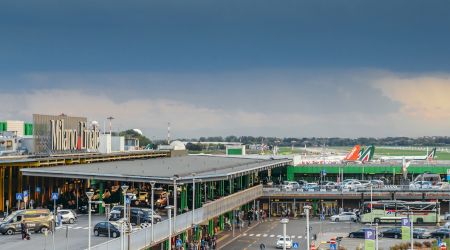 Companiile EasyJet şi Lufthansa sunt interesate de achiziționarea Alitalia