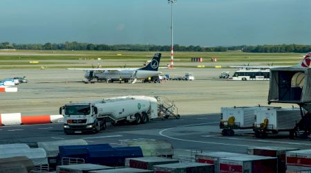 8 Români răniți într-un accident pe aeroportul din Budapesta