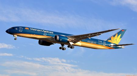 Avionul Vietnam Airlines, A350-900, a aterizat de urgență pe Otopeni