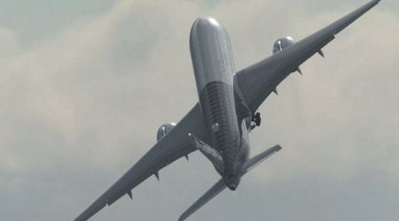 VIDEO. Imagini impresionante, un Airbus A350 a decolat aproape vertical