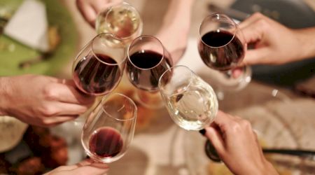 Festival de vin în București – degustări și masterclass-uri interactive