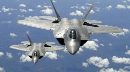 Două avioane de luptă americane au interceptat două bombardiere rusești în Alaska
