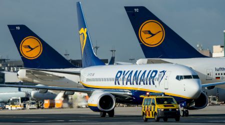 Sindicatele angajaților Ryanair din 4 țări amenință compania cu greve în vara lui 2018