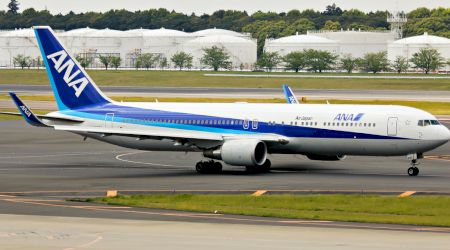 Incident aviatic: 127 pasageri debarcați de urgență, 3 răniți