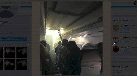 Incident aviatic. Fum la bordul unui avion, iar o persoană a fost spitalizată