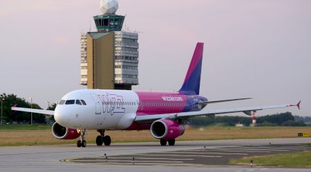 Incident aviatic – o cursă s-a întors de urgență pe aeroport