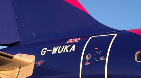 Primul zbor Londra – București operat de Wizz Air UK