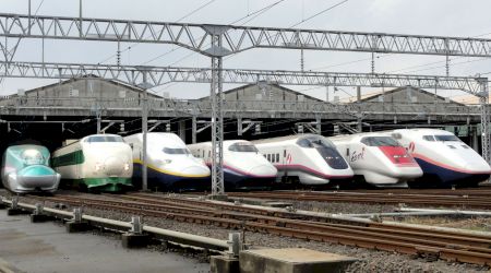 Abonament gratuit pe tren pentru 750 de tineri români