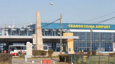 Au fost terminate lucrările de refacere a pistei de pe Aeroportul Internațional Târgu Mureș