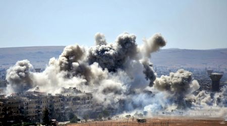 Atac aerian în Siria. Zeci de persoane și-au pierdut viața