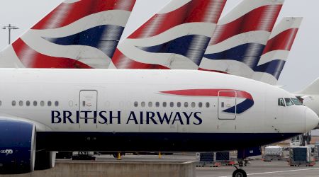 Sute de bilete anulate de British Airways către Dubai și Tel Aviv