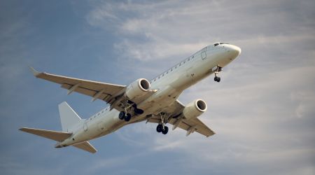 TAROM va achiziționa 2 avioane de tip Embraer 190 și cumpără 5 avioane Boeing 737 MAX
