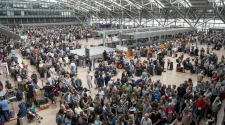 Au fost reluate zborurile de pe aeroportul din Hamburg
