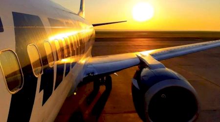 TAROM introduce noi rute interne spre mare în special