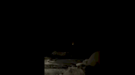 UPDATE Un MiG 21 românesc s-a prăbușit în Cogealac, elicopterul care plecase să caute avionul s-a prăbușit și el