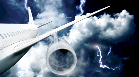 Dezvăluirea realităților din spatele celor mai celebre 5 mituri despre zborul cu avionul