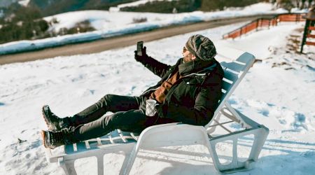 Plecat în vacanță? Ghid pentru alegerea casei de pariuri online